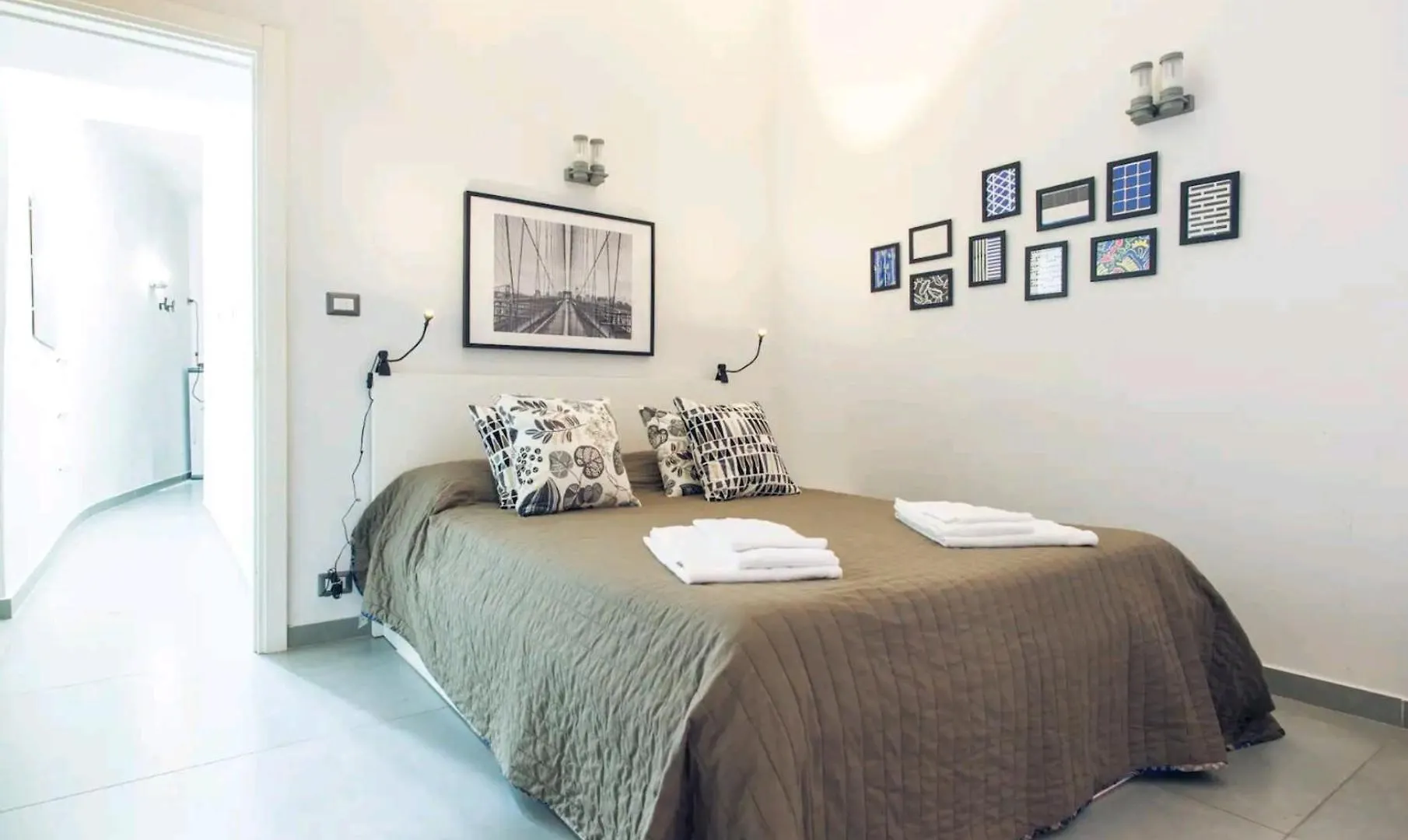 Charlotte House Lägenhet Neapel Italien